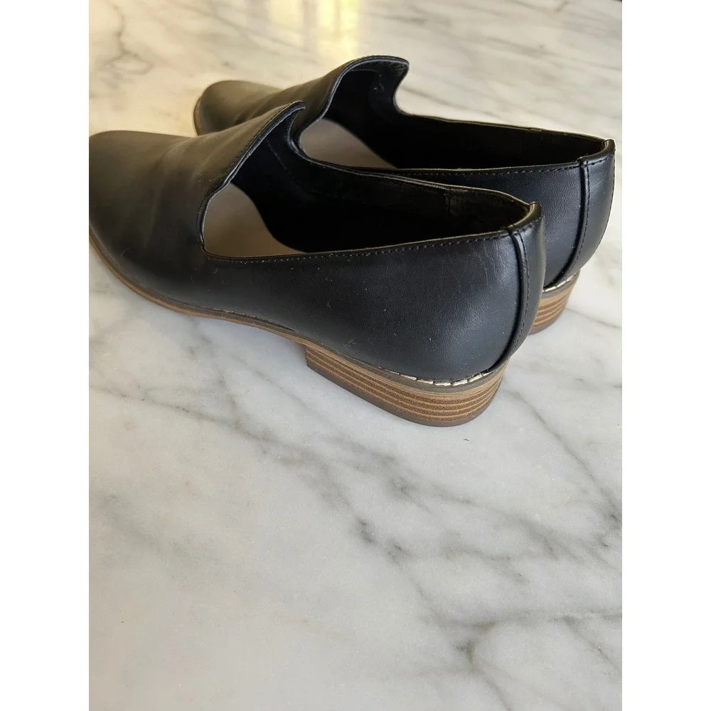 Indigo Rd Womens Black Almond‎ Toe Slip On Loafers Size 7.5M Stacked Heel Shoes